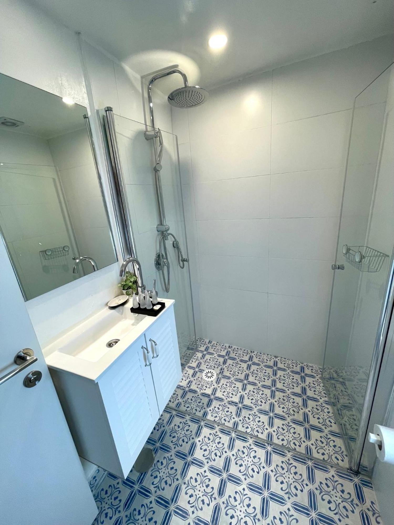 1000Nights Yassou Apartment Tel Aviv Exterior foto